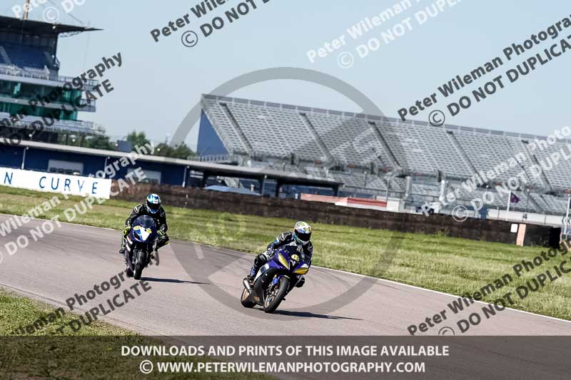 Rockingham no limits trackday;enduro digital images;event digital images;eventdigitalimages;no limits trackdays;peter wileman photography;racing digital images;rockingham raceway northamptonshire;rockingham trackday photographs;trackday digital images;trackday photos